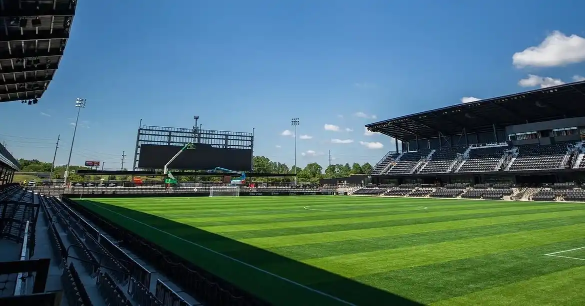 Stadium 960 Series Perimeter LED Display
