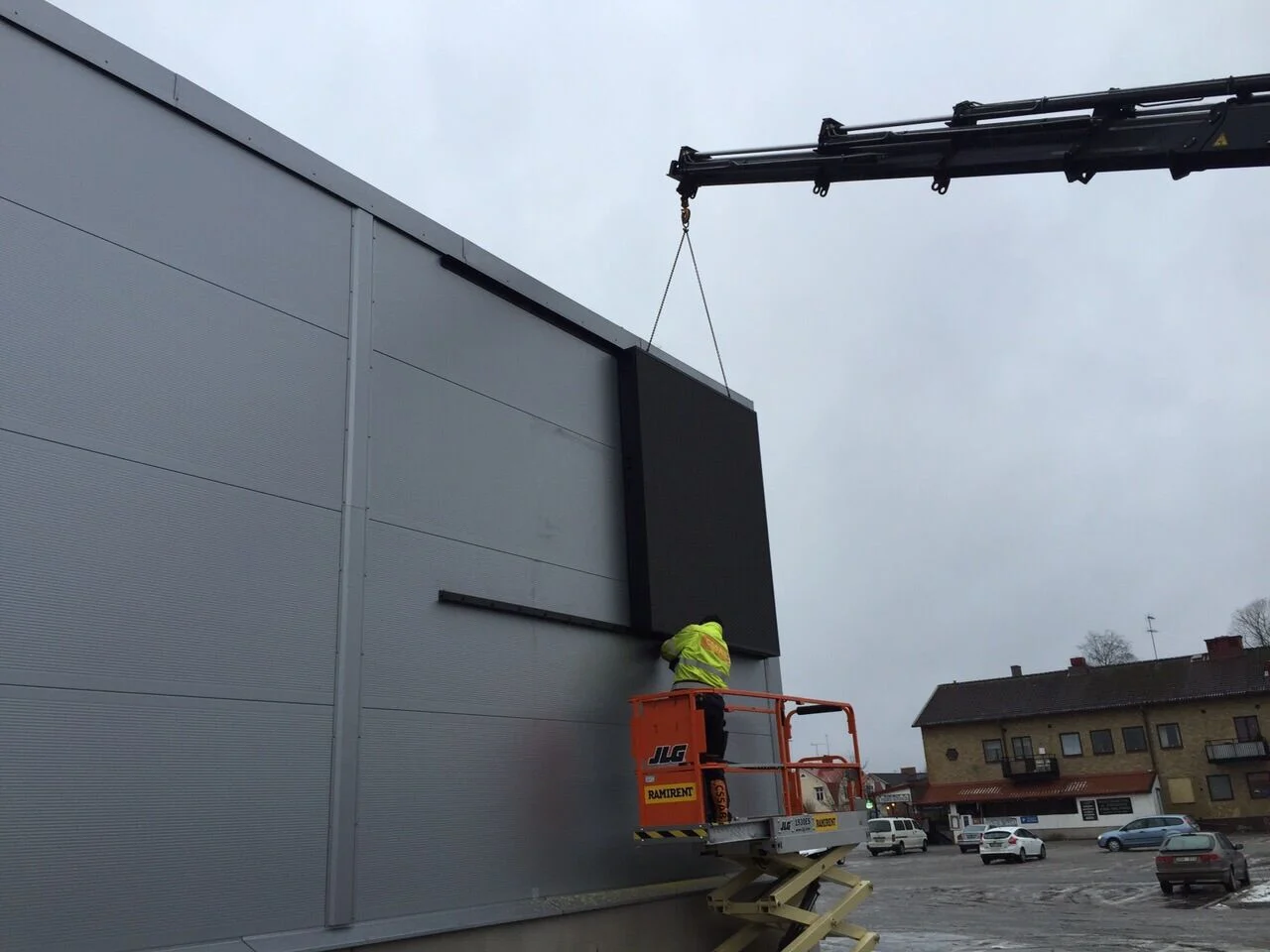 Front-End Maintenance Outdoor LED Advertising Display Board Project