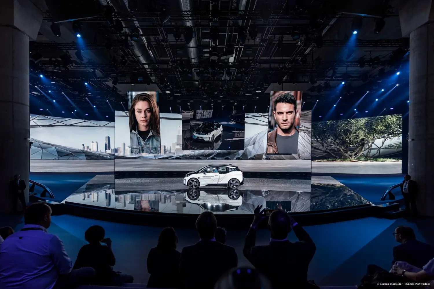 2.6 Pixel Pitch Indoor LED Display Board Project For BMW Car Conference